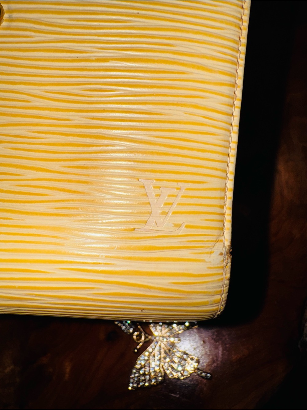 Louis Vuitton yellow Eppy, French wallet, kiss Lock compact vintage 2002 - Picture 9 of 17